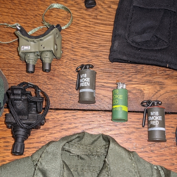 G.I. Joe, 75th Ranger Regiment, 12" Action Figure - Picture 6 of 16